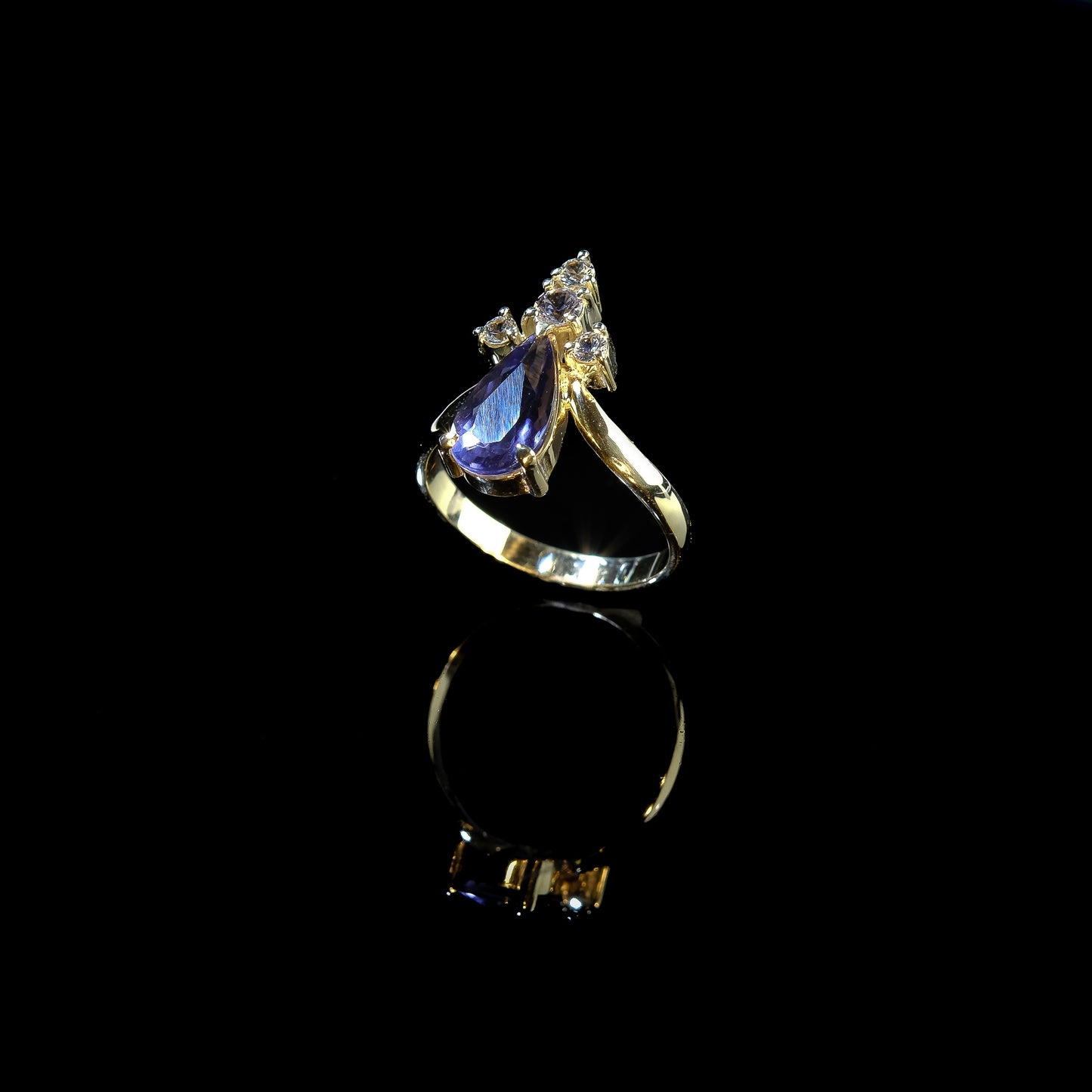 Iolite and sapphire ring